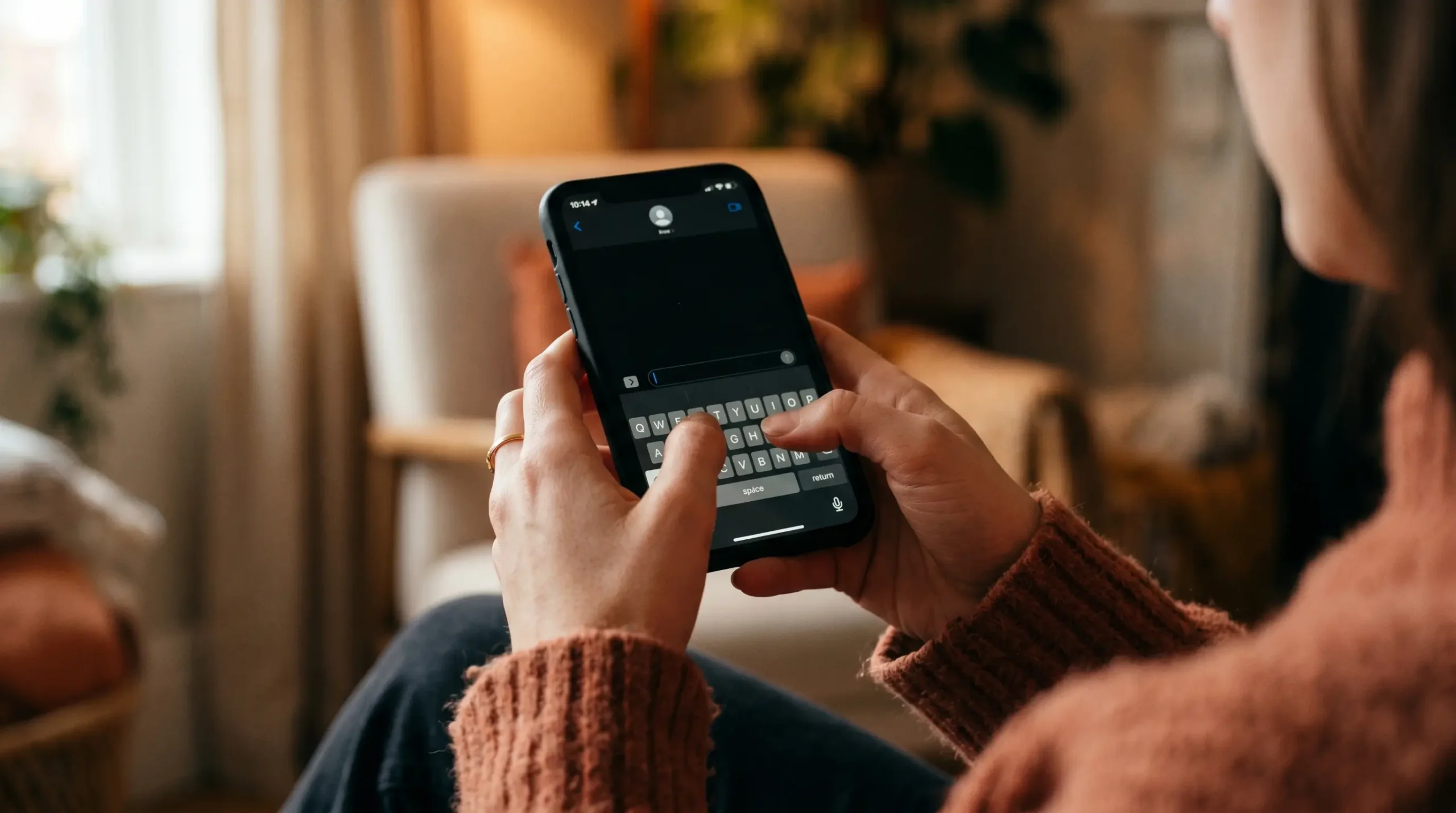 woman typing message to gemini man who went silent